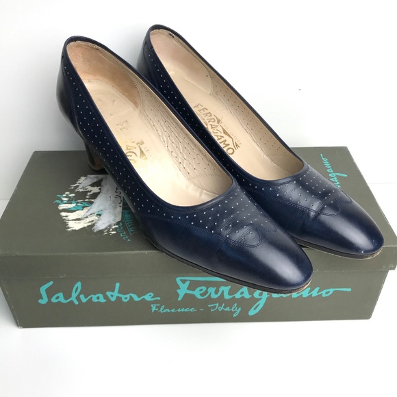 Vintage Shoes - 70s FERRAGAMO Vintage Milax Navy Blue Heels 8